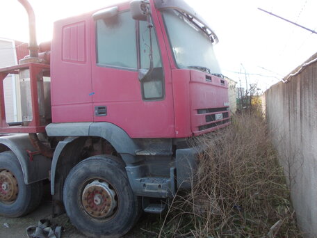 2005 Iveco EuroTrakker, красный, 1200000 рублей, вид 3