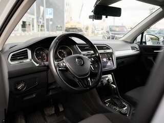 2019 Volkswagen Tiguan II, белый, 1837000 рублей, вид 5