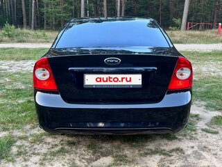 2011 Ford Focus II Рестайлинг, чёрный, 700000 рублей, вид 5