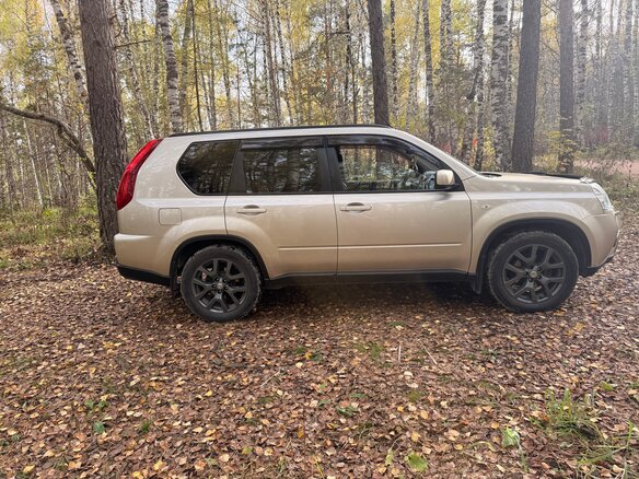 2011 Nissan X-Trail II Рестайлинг, золотистый, 1150000 рублей - вид 35