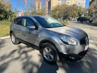 2011 Nissan Qashqai I Рестайлинг, серебристый, 920000 рублей, вид 3