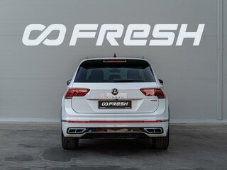 2021 Volkswagen Tiguan II Рестайлинг, белый, 3625000 рублей, вид 4