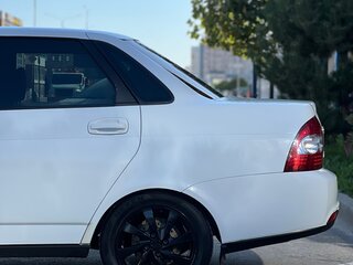 2018 Lada (ВАЗ) Priora I Рестайлинг, белый, 740000 рублей, вид 3