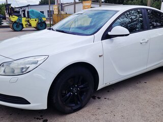 2012 Opel Insignia I, белый, 700000 рублей, вид 1