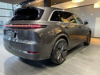 2025 Li Auto (Lixiang) L7 52.3 kWh I Рестайлинг, серый, 10590000 рублей, вид 4