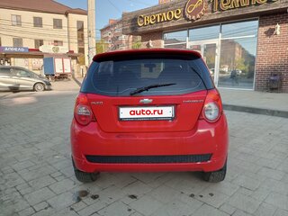 2008 Chevrolet Aveo I Рестайлинг, красный, 330000 рублей, вид 4
