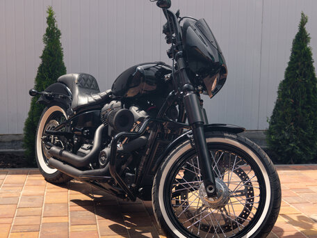 2018 Harley-Davidson Street Bob, чёрный, 999999 рублей, вид 3