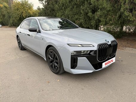 2022 BMW 7 серии 740Li VII (G70), серый, 9600000 рублей, вид 2