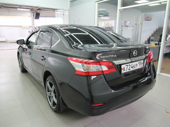 2016 Nissan Sentra VII (B17), чёрный, 1050000 рублей - вид 4