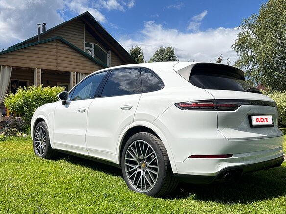 2020 Porsche Cayenne III, белый, 5650000 рублей - вид 4