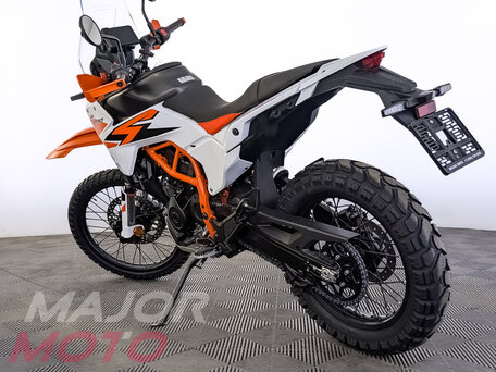 2026 KTM 390 Adventure R, белый, 889000 рублей, вид 4