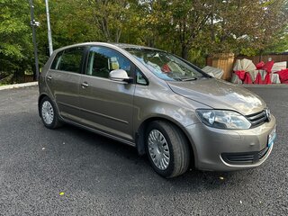 2011 Volkswagen Golf Plus II, серый, 900000 рублей, вид 2