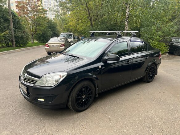2011 Opel Astra H Рестайлинг, чёрный, 850000 рублей