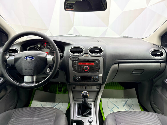 2010 Ford Focus II Рестайлинг, чёрный - вид 6