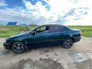 2001 Toyota Avensis I Рестайлинг, зелёный, 550000 рублей, вид 4