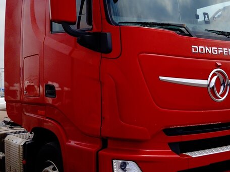 2023 Dongfeng DFH 4180, красный, 3740000 рублей, вид 2