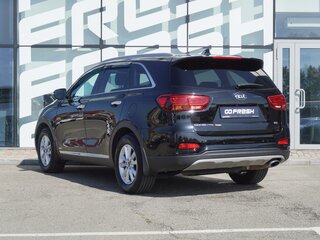 2018 Kia Sorento III Prime Рестайлинг, чёрный, 2079000 рублей, вид 3