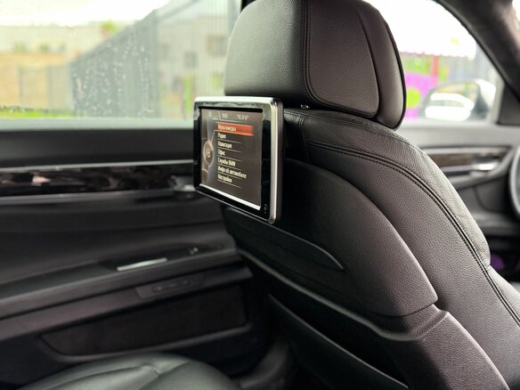 2013 BMW 7 серии 740d xDrive V (F01/F02/F04) Рестайлинг, белый, 2088000 рублей - вид 23