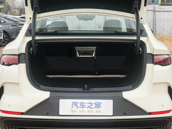 2026 BYD Qin L, бежевый, 1970000 рублей - вид 24