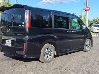 2016 Honda Stepwgn Spada V, чёрный, 1690000 рублей, вид 4