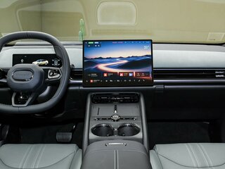 2026 Lynk & Co 07 GT I Рестайлинг, чёрный, 6490000 рублей, вид 5