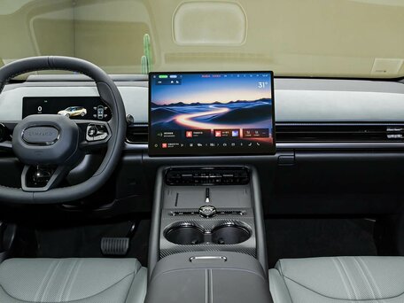 2026 Lynk & Co 07 GT I Рестайлинг, чёрный, 6490000 рублей, вид 5