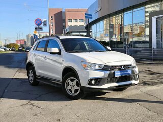 2018 Mitsubishi ASX I Рестайлинг 2, белый, 1550000 рублей, вид 3