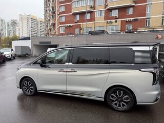 2022 Hongqi HQ9, серебристый, 5000000 рублей, вид 3