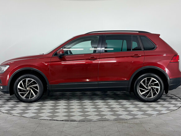 2019 Volkswagen Tiguan II, красный, 1850000 рублей - вид 7