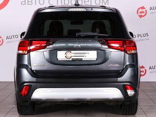 2018 Mitsubishi Outlander III Рестайлинг 2, серый, 1750000 рублей, вид 4