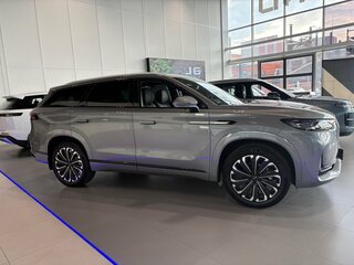 2025 Jaecoo J8, серебристый, 4569000 рублей, вид 3