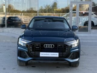 2018 Audi Q8 55 TFSI I (4M), синий, 5775000 рублей, вид 2