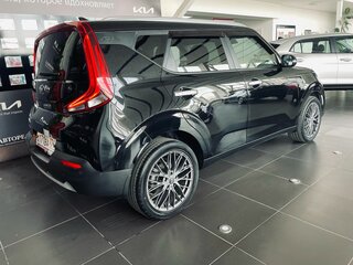 2021 Kia Soul III, чёрный, 2600000 рублей, вид 5
