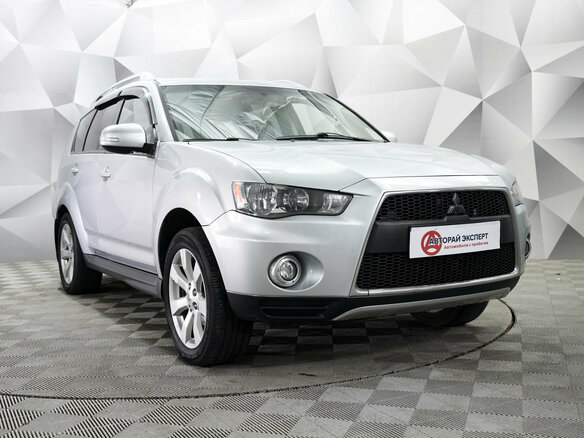 2010 Mitsubishi Outlander II Рестайлинг, серебристый, 1210000 рублей - вид 6
