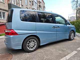 2009 Honda Stepwgn III, голубой, 1135000 рублей, вид 3