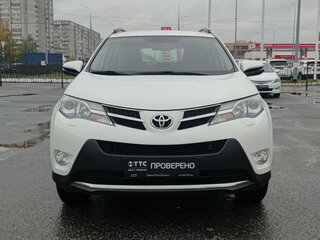 2014 Toyota RAV4 IV (XA40), белый, 2050000 рублей, вид 2