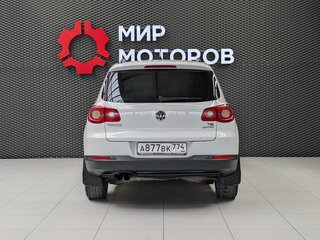 2010 Volkswagen Tiguan I, белый, 885000 рублей, вид 5