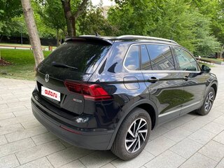 2019 Volkswagen Tiguan II, чёрный, 2250000 рублей, вид 5