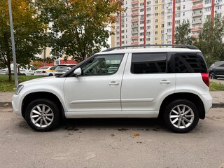 2016 Skoda Yeti I Рестайлинг, белый, 1300000 рублей, вид 4