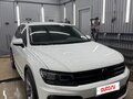 2018 Volkswagen Tiguan II, белый, 2800000 рублей - вид 3