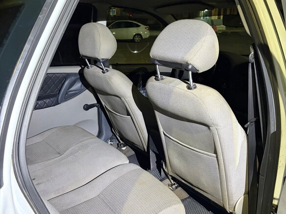 2010 Lada (ВАЗ) Kalina I, белый, 220000 рублей - вид 13
