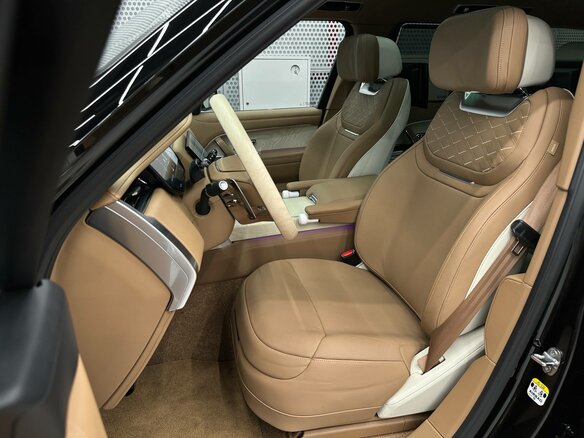 2026 Land Rover Range Rover P615 MHEV V, чёрный, 37000000 рублей - вид 11
