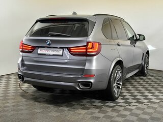 2017 BMW X5 30d III (F15), серый, 4250000 рублей, вид 4