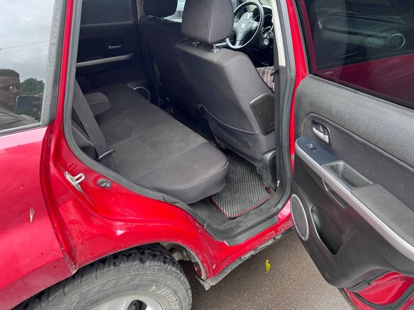 2011 Suzuki Grand Vitara II Рестайлинг, красный - вид 15