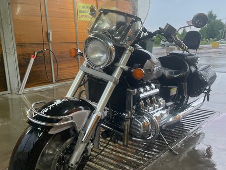 2001 Honda Valkyrie 1500, серебристый, 500000 рублей, вид 1