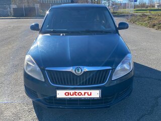 2013 Skoda Fabia II Рестайлинг, синий, 499000 рублей, вид 3