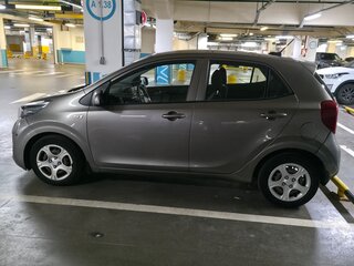 2017 Kia Picanto III, серебристый, 900000 рублей, вид 2