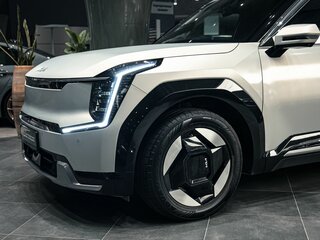2023 Kia EV9 GT-Line, серый, 8770000 рублей, вид 2