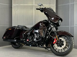 2019 Harley-Davidson CVO Street Glide, пурпурный, 2429000 рублей, вид 2