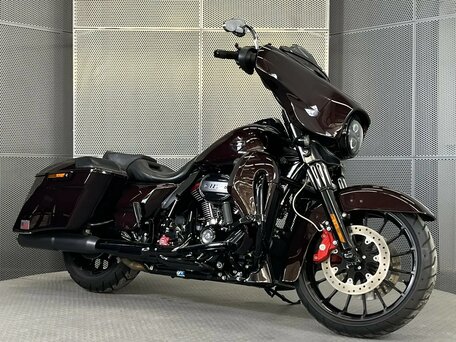 2019 Harley-Davidson CVO Street Glide, пурпурный, 2429000 рублей, вид 2